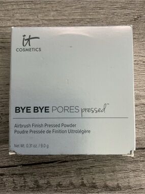 NIB IT Cosmetics Bye Bye Pores Pressed Powder - Translucent 0.31 oz